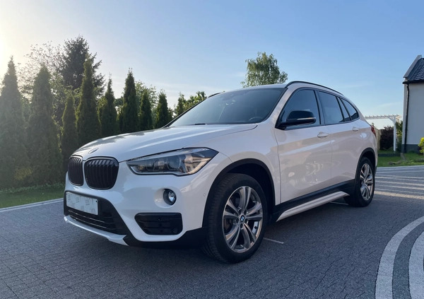 BMW X1 cena 77000 przebieg: 129805, rok produkcji 2016 z Frampol małe 232